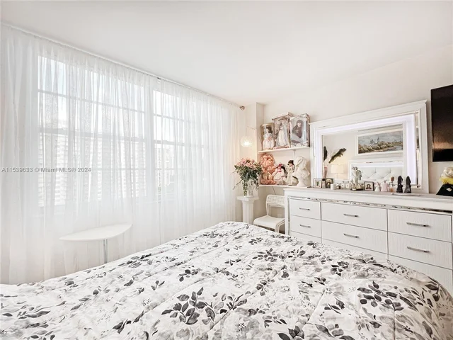 2801 NE 183rd St # 1108W, Aventura FL 33160