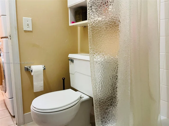 180 Cypress Club Dr # 822, Pompano Beach FL 33060