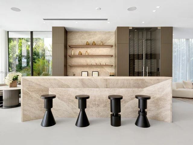 9520 W Broadview Dr, Bay Harbor Islands FL 33154