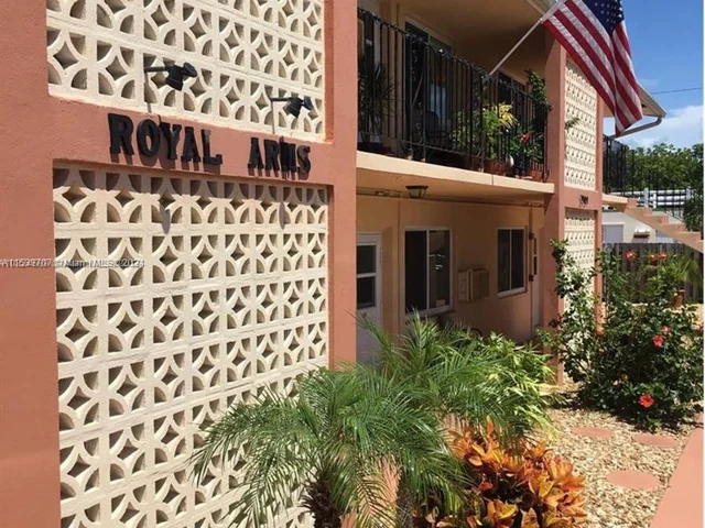 2909 Middle River Dr # 201, Fort Lauderdale FL 33306