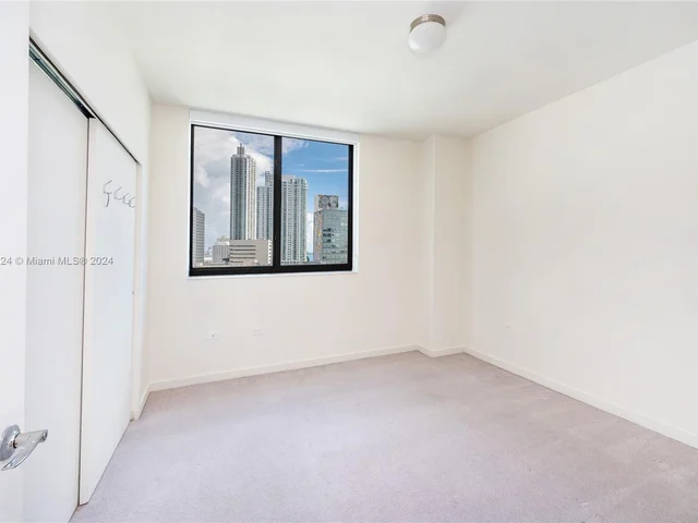 999 SW 1st Ave # 1417, Miami FL 33130