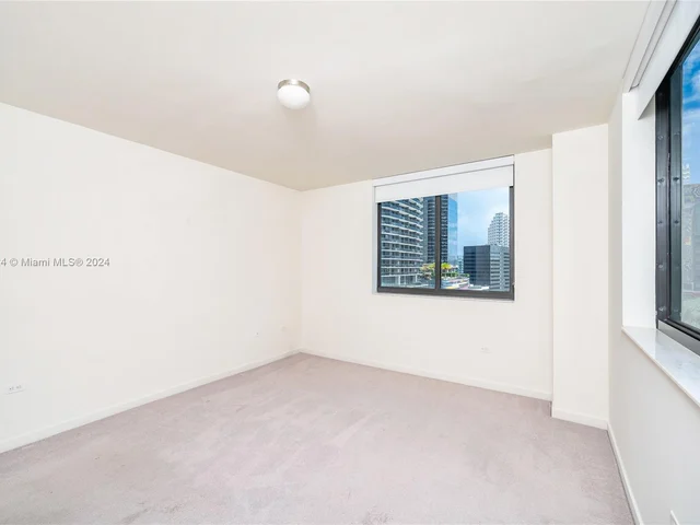 999 SW 1st Ave # 1417, Miami FL 33130