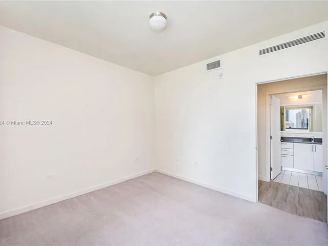 999 SW 1st Ave # 1417, Miami FL 33130