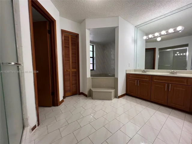 3122 SW 139th Ct # 3122, Miami FL 33175