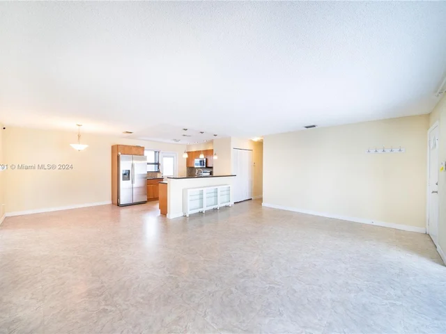 3825 SW 125th Ave, Miami FL 33175