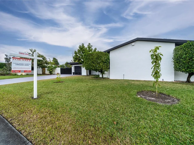 3825 SW 125th Ave, Miami FL 33175