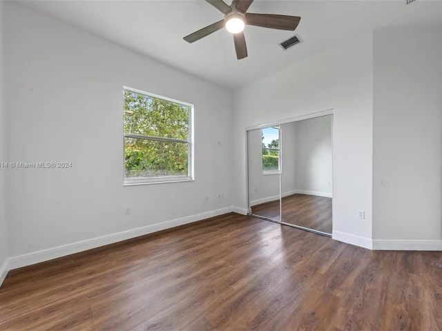 15001 SW 33rd St, Davie FL 33331