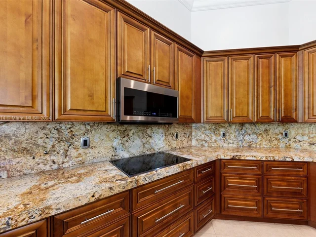 15001 SW 33rd St, Davie FL 33331