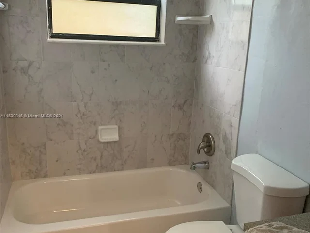 50 NW 8th Ave # 1, Dania Beach FL 33004