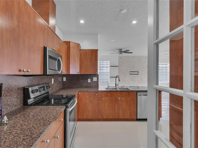 15374 SW 113th Ter, Miami FL 33196