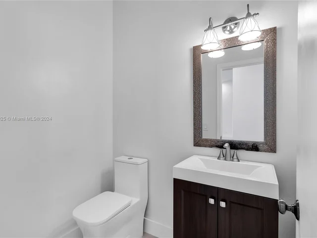 15374 SW 113th Ter, Miami FL 33196