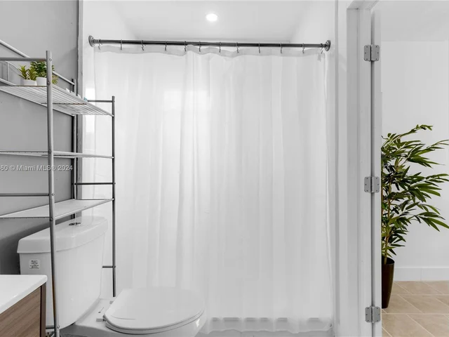 4402 SW 89th Ct, Miami FL 33165