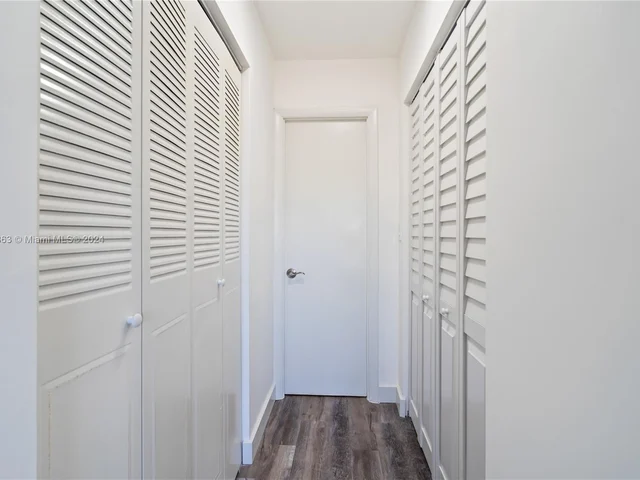 445 NE 195th St # 330, Miami FL 33179