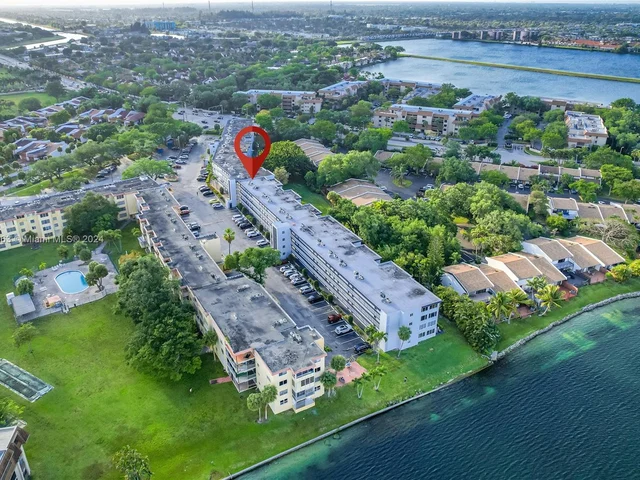 445 NE 195th St # 330, Miami FL 33179