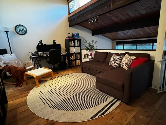 19300 NE 25th Ave # 214C, Miami FL 33180