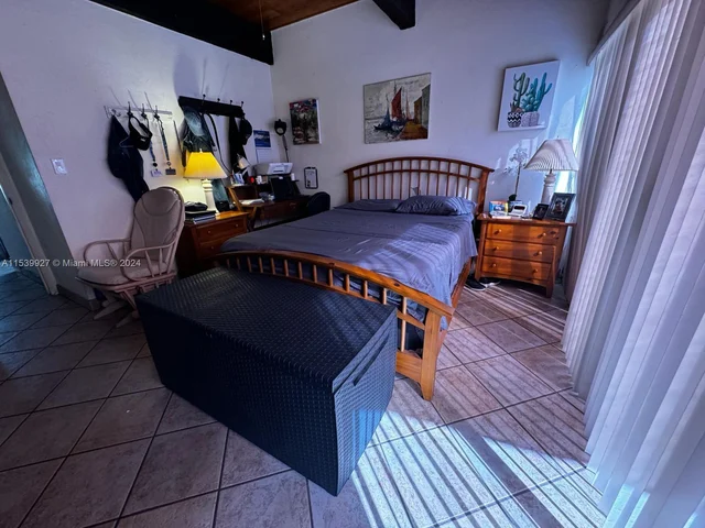 19300 NE 25th Ave # 214C, Miami FL 33180