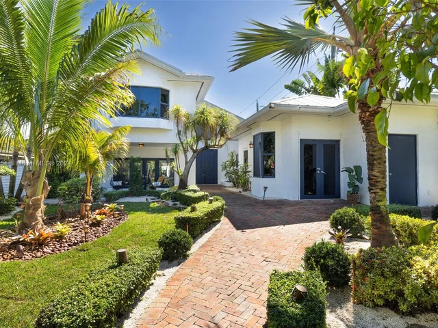 6640 SW 43rd St, Miami FL 33155