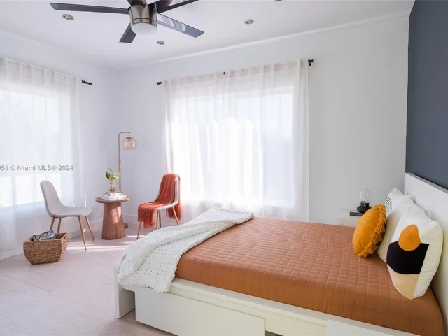 6640 SW 43rd St, Miami FL 33155