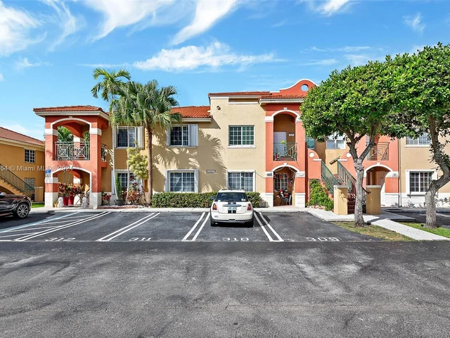 15330 SW 134th Pl # 310, Miami FL 33177