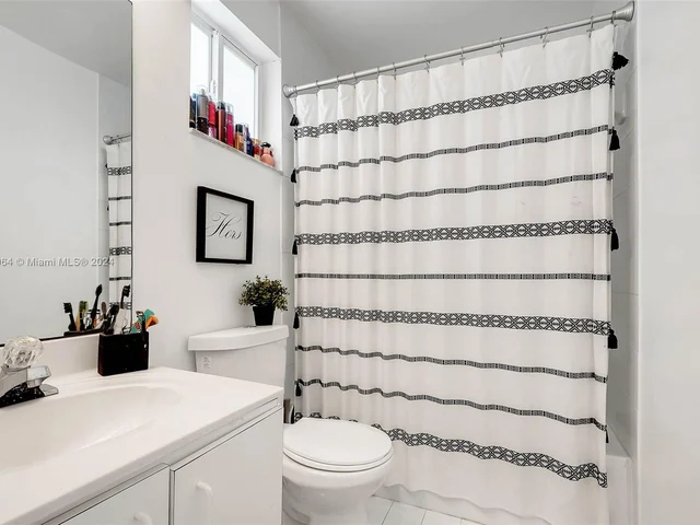 15330 SW 134th Pl # 310, Miami FL 33177