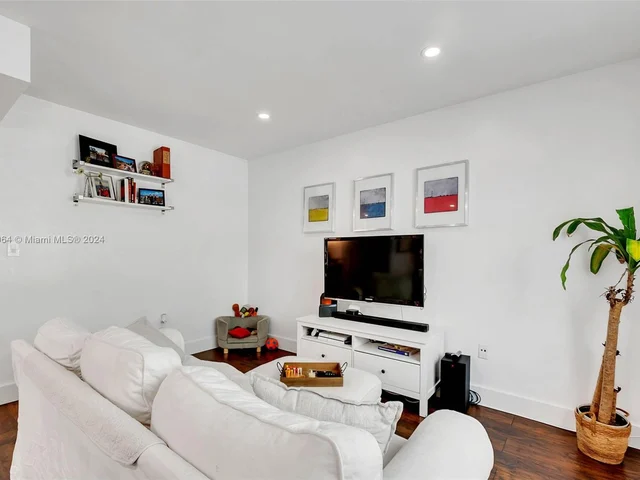 15330 SW 134th Pl # 310, Miami FL 33177