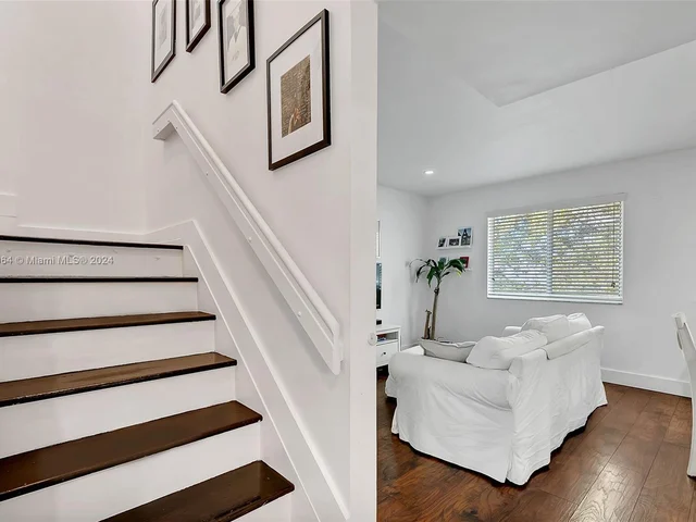 15330 SW 134th Pl # 310, Miami FL 33177