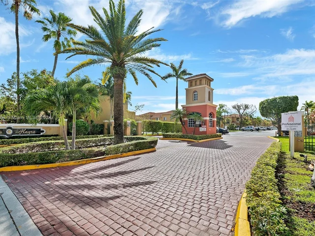 15330 SW 134th Pl # 310, Miami FL 33177