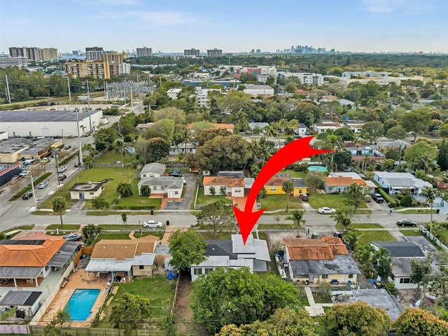 1365 NE 130th St, North Miami FL 33161