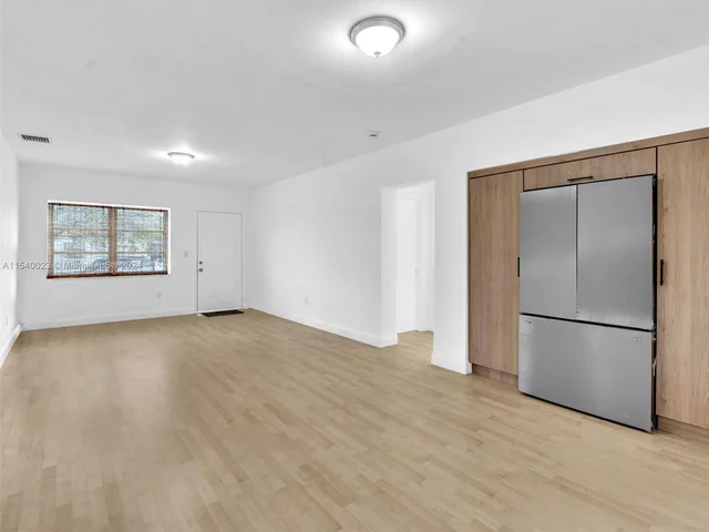 1365 NE 130th St, North Miami FL 33161