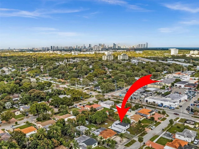 1365 NE 130th St, North Miami FL 33161