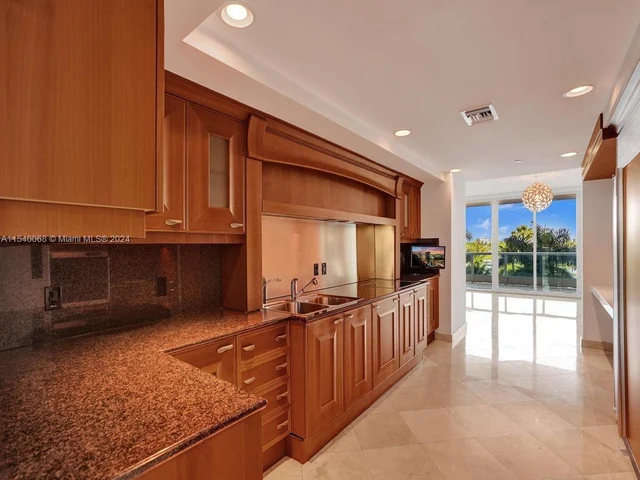 20155 NE 38th Ct # 603, Aventura FL 33180