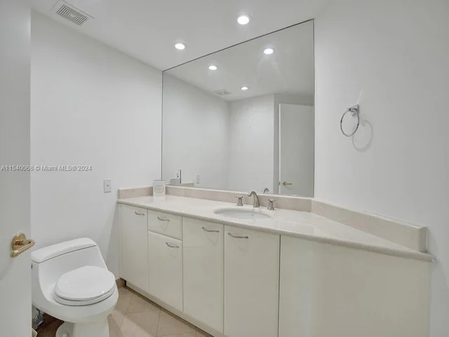 20155 NE 38th Ct # 603, Aventura FL 33180