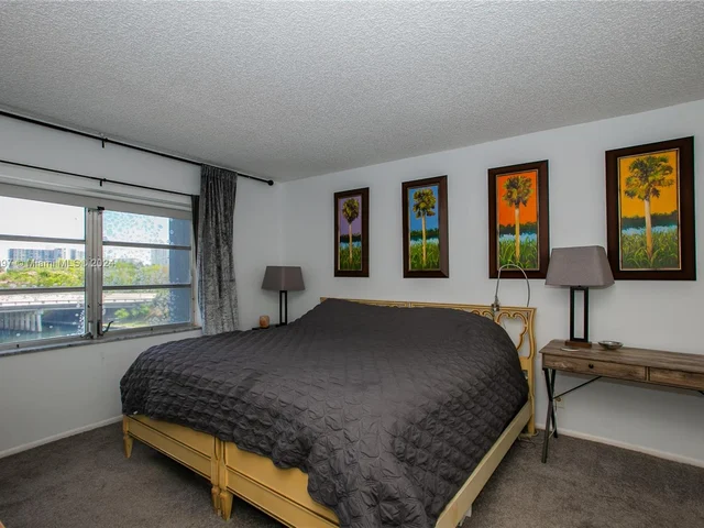 300 Diplomat Pkwy # 518, Hallandale Beach FL 33009