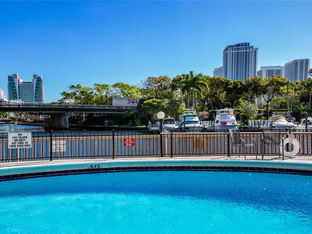 300 Diplomat Pkwy # 518, Hallandale Beach FL 33009