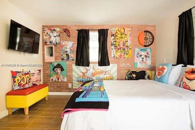 2406 N 28th Ave, Hollywood FL 33020