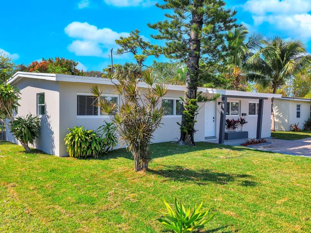 1333 NW 9th Ave, Fort Lauderdale FL 33311