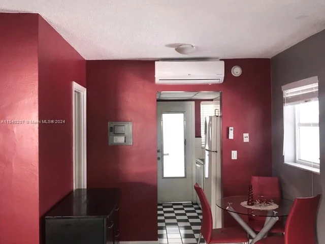 932 Euclid Ave # 5, Miami Beach FL 33139