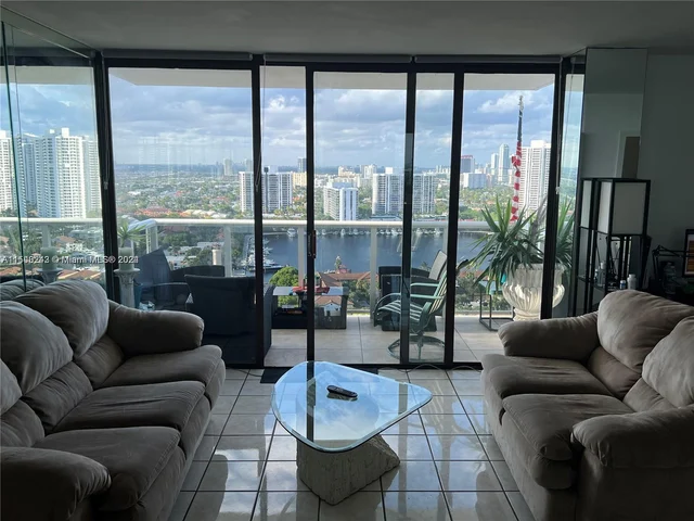 3625 N Country Club Dr # 2601, Aventura FL 33180