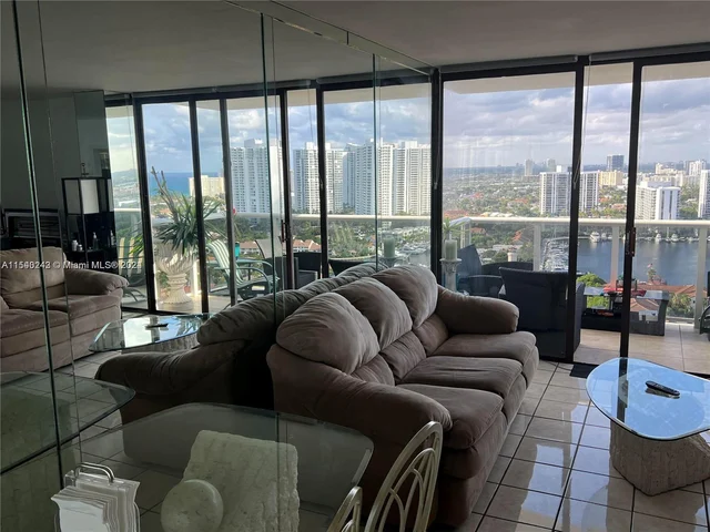 3625 N Country Club Dr # 2601, Aventura FL 33180