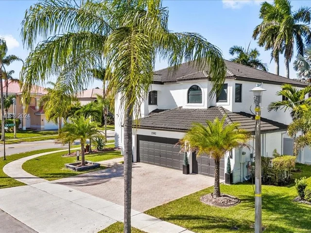 2382 SW 180th Ave, Miramar FL 33029