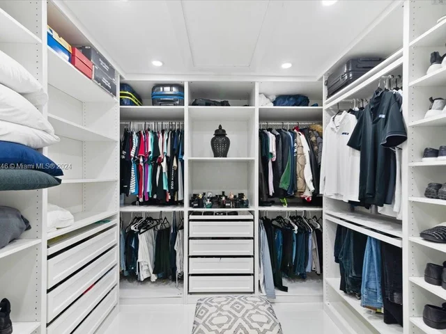 2382 SW 180th Ave, Miramar FL 33029