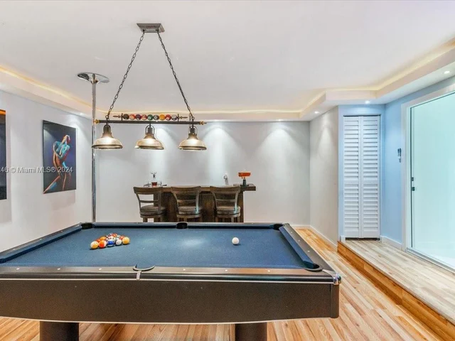 2382 SW 180th Ave, Miramar FL 33029