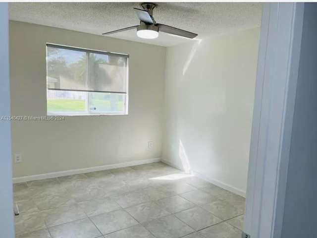 2600 S University Dr # 130, Davie FL 33328