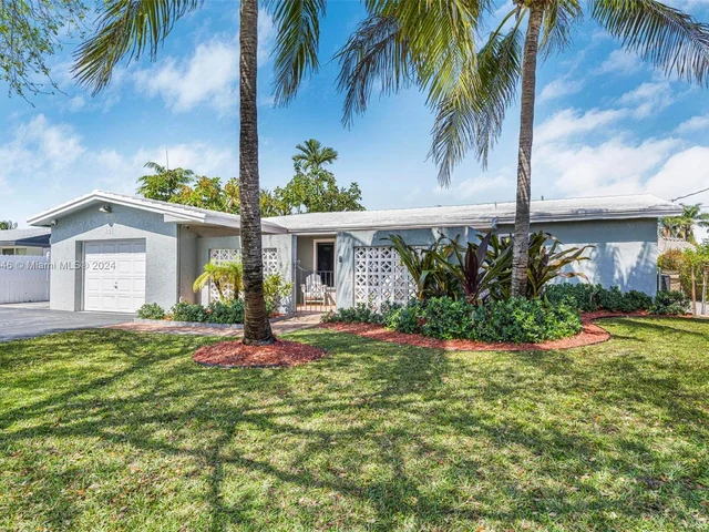 421 SW 18th St, Pompano Beach FL 33060