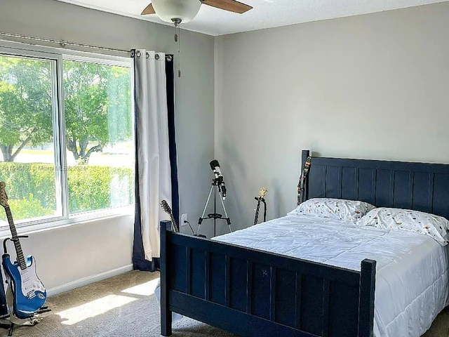 10251 Islander Dr, Boca Raton FL 33498