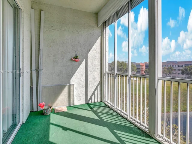 10133 NW 24th Pl # 404, Sunrise FL 33322