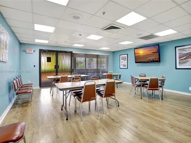 10133 NW 24th Pl # 404, Sunrise FL 33322