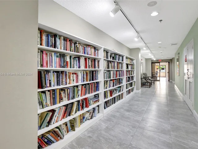 10133 NW 24th Pl # 404, Sunrise FL 33322