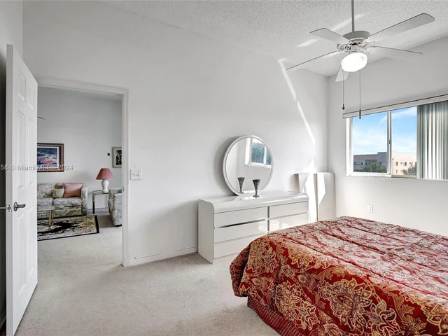 10133 NW 24th Pl # 404, Sunrise FL 33322