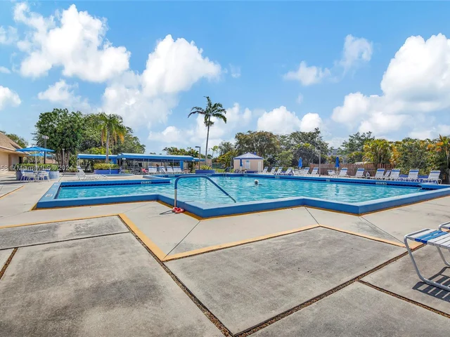 10133 NW 24th Pl # 404, Sunrise FL 33322